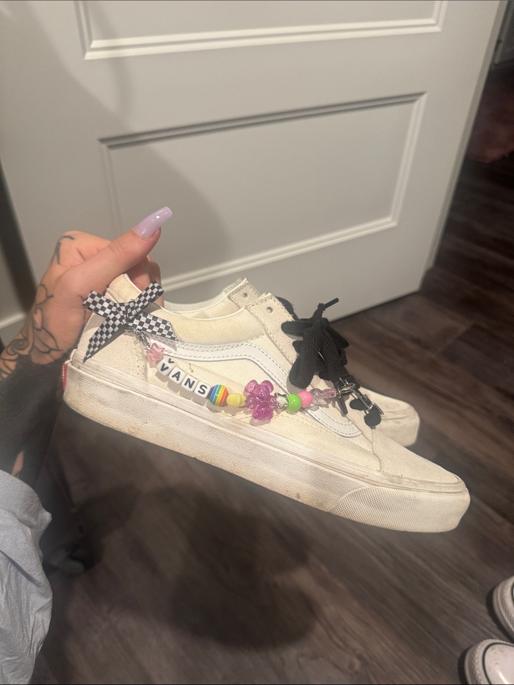 RARE Vans Women’s Old Skool Low-Top Sneaker in Off-White
